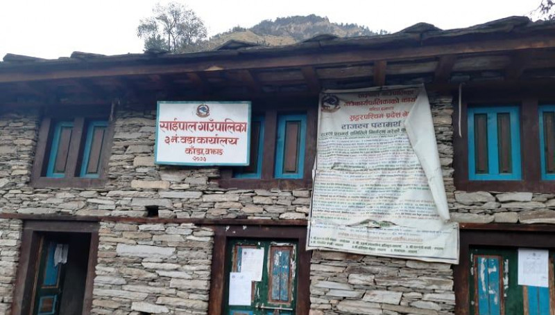 ३ वर्षसम्म पनि बनेनन् बझाङका स्थानीय तहका आफ्नै भवन